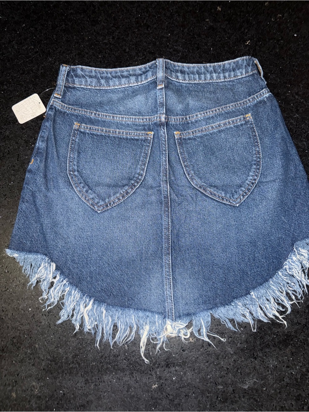 NEW FP We The Free Bailey Denim Blue Jean Skirt STATEMENT RAW ROUNDED HEM SZ 24 - Picture 3 of 11